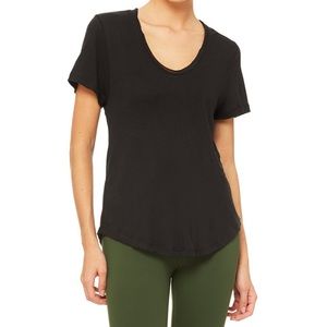 Alo Yoga- Playa Tee